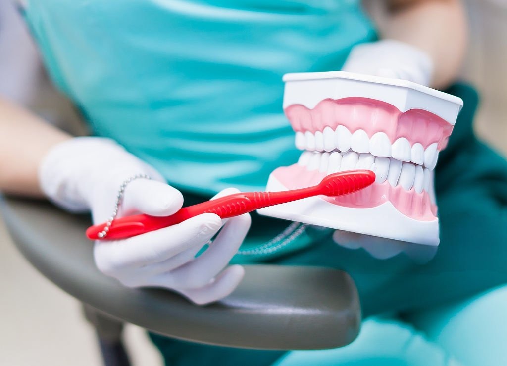 cleaning your dentures